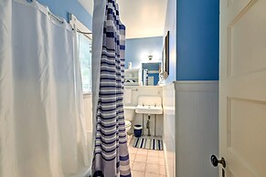 Central Bar Harbor Home, Walk to the Shore & Town!