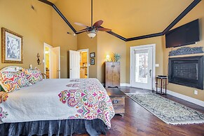 Lakefront Home w/ Furnished Deck in Grove!