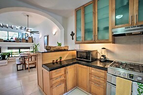 Updated Oceanside Townhome w/ Pool: Walk to Beach!