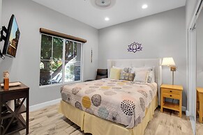 Near Downtown: Palm Springs Home w/ Mountain Views