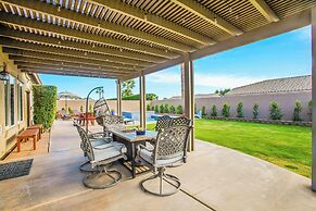 Near Downtown: Palm Springs Home w/ Mountain Views