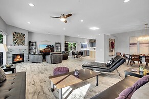 Near Downtown: Palm Springs Home w/ Mountain Views