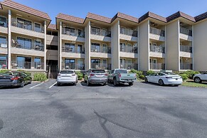 Pool, Tennis & Gym: Resort Condo in Hilton Head!