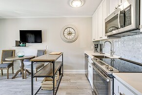 Pool, Tennis & Gym: Resort Condo in Hilton Head!