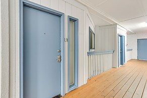 Pool, Tennis & Gym: Resort Condo in Hilton Head!