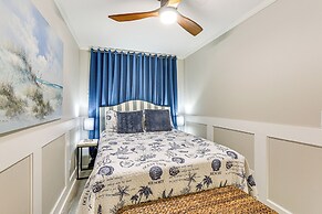 Pool, Tennis & Gym: Resort Condo in Hilton Head!