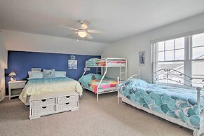 Ocean View Resort Condo w/ Pool Access & Bay Views