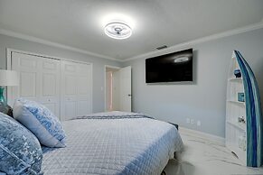 Pool & Spa: Luxe Home in Naples!