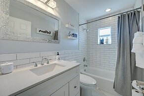 Pool & Spa: Luxe Home in Naples!