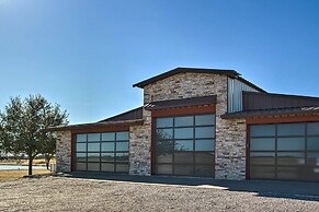 53-acre Ranch w/ Stalls: Expansive Sanger Retreat