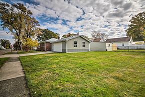 Modern Eerie Escape w/ Yard ~ 8 Mi to Presque Isle