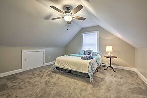 ~ 1 Mi to Lake Carobeth: Cozy & Modern Retreat!