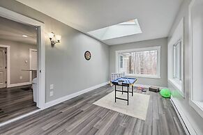 ~ 1 Mi to Lake Carobeth: Cozy & Modern Retreat!