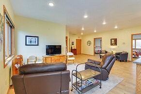 Spacious Home 10 Minutes to Ten Sleep Canyon!