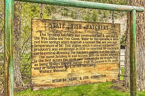 Spacious Home 10 Minutes to Ten Sleep Canyon!