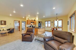 Spacious Home 10 Minutes to Ten Sleep Canyon!