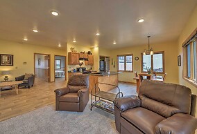 Spacious Home 10 Minutes to Ten Sleep Canyon!