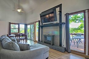 Stylish Eldon Home w/ Grill: 1 Mile to Lake!