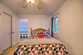 Stylish Eldon Home w/ Grill: 1 Mile to Lake!