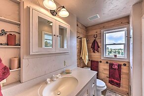 Secluded Cotopaxi Cabin w/ Panoramic Mtn Views