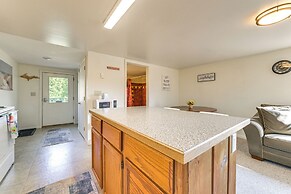 Cozy Apt < 1 Mi Near Lake Huron & Mackinac Island!