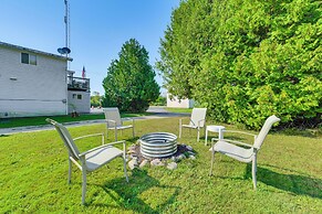 Cozy Apt < 1 Mi Near Lake Huron & Mackinac Island!