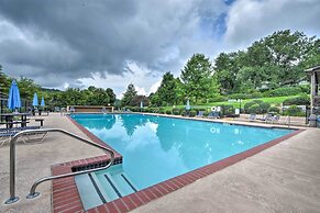 Chalet w/ Mtn Views & Golf Course Access!