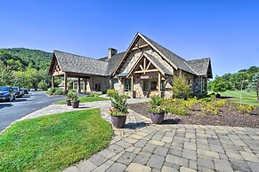 Chalet w/ Mtn Views & Golf Course Access!