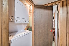 Chalet w/ Mtn Views & Golf Course Access!