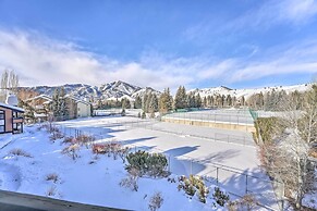 Sun Valley Resort Getaway < 2 Mi to Ski Lifts