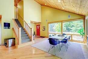 Mears Vacation Rental - Walk to Lake Michigan!