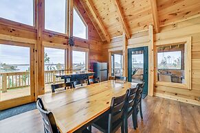 Large Deck & Shared Dock: Cabin on Kentucky Lake!