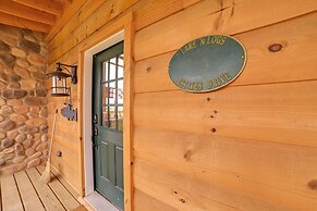 Large Deck & Shared Dock: Cabin on Kentucky Lake!