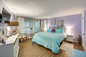 Views, Hot Tub & Golf Access: Hot Springs Home!