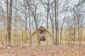 Fish, Boat & Hike: Pet-friendly Cabin in Arkansas