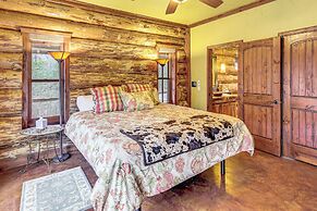 Fish, Boat & Hike: Pet-friendly Cabin in Arkansas
