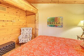 Fish, Boat & Hike: Pet-friendly Cabin in Arkansas