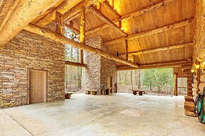 Fish, Boat & Hike: Pet-friendly Cabin in Arkansas