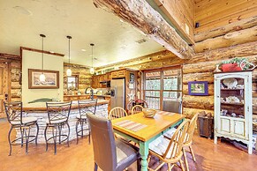 Fish, Boat & Hike: Pet-friendly Cabin in Arkansas