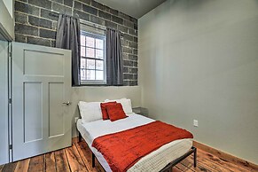 Sleek Wytheville Apartment Near Food + Drink!