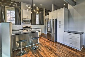 Sleek Wytheville Apartment Near Food + Drink!