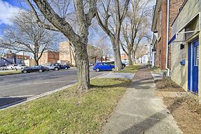 Sleek Wytheville Apartment Near Food + Drink!