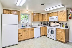 Montana's Emigrant Peaks Getaway: Apt w/ Mtn Views