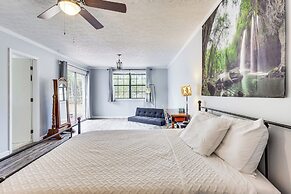 Steps to Beach: Carrabelle Family Home w/ Patio!