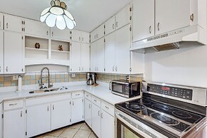 Steps to Beach: Carrabelle Family Home w/ Patio!