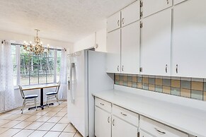 Steps to Beach: Carrabelle Family Home w/ Patio!