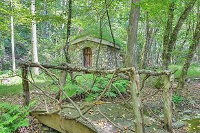 Georgia Home w/ 2 Fire Pits & Creek Access!