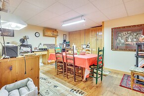 Georgia Home w/ 2 Fire Pits & Creek Access!