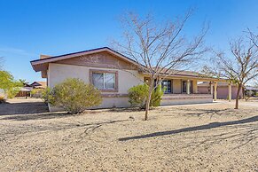 8 Mi to State Farm Stadium: Home in Youngtown