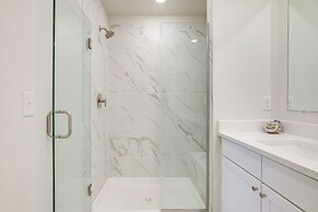 4 Mi to Ocean City Beach: Large Family Townhome